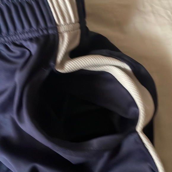 Mens old navy active shorts - Picture 4 of 4